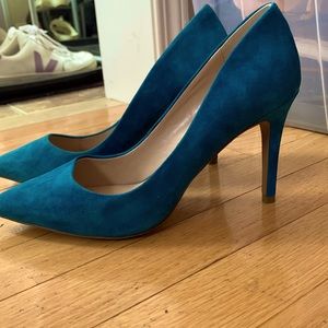 Beautiful Blue Suede Heels Worn Once for an event SIZE 8.5 / EU 39